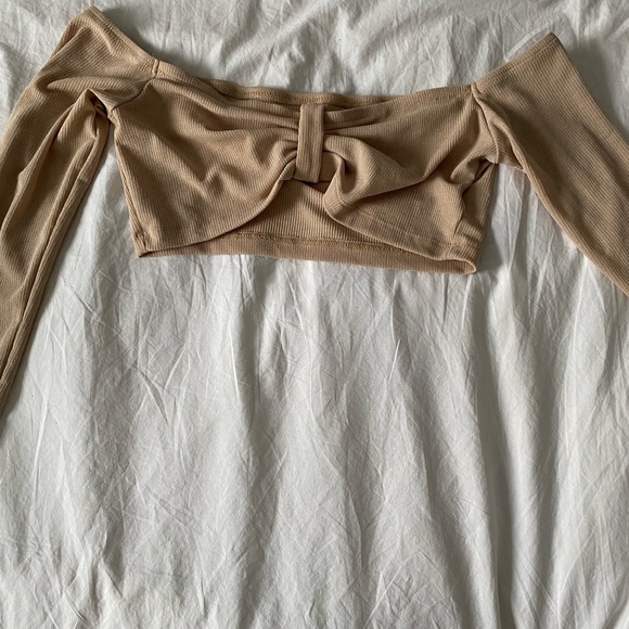 EXTRA CROPPED top from SHEIN, beige - Picture 2 of 4